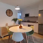 Boutique Old Town & With 2bed-2bath *